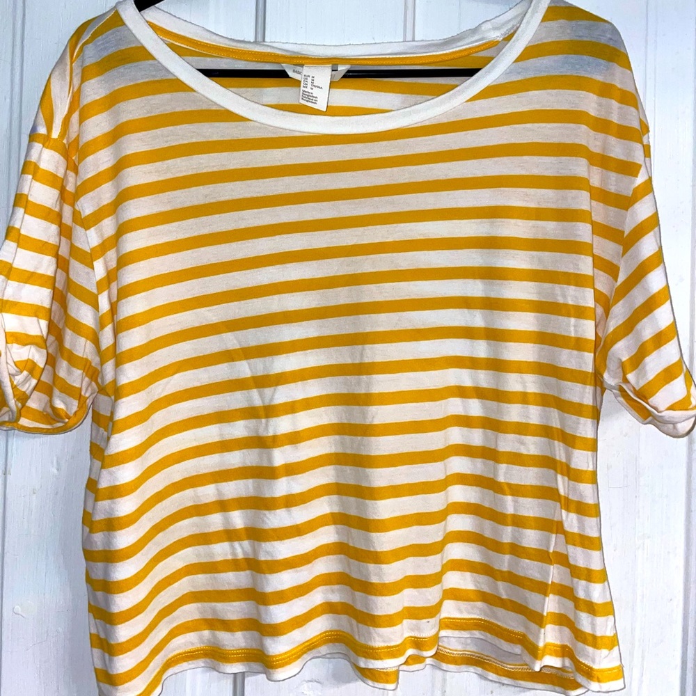 yellow and white striped top